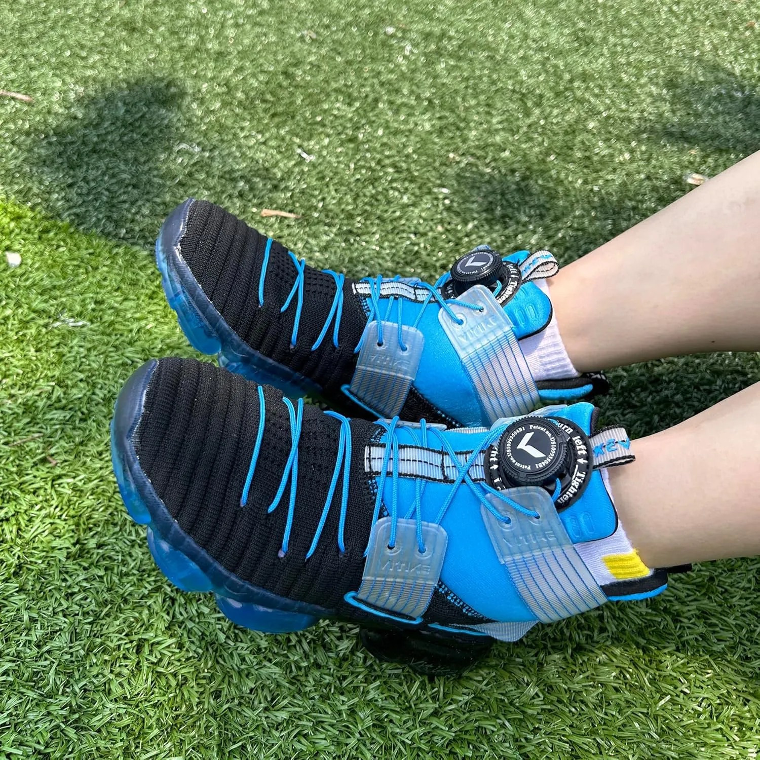 Boys Girls Sneakers Lightweight Tennis Running Walking Athletic Sports Casual Shoes