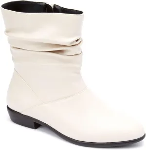 Comfortview Women's Plus Size Madison Bootie