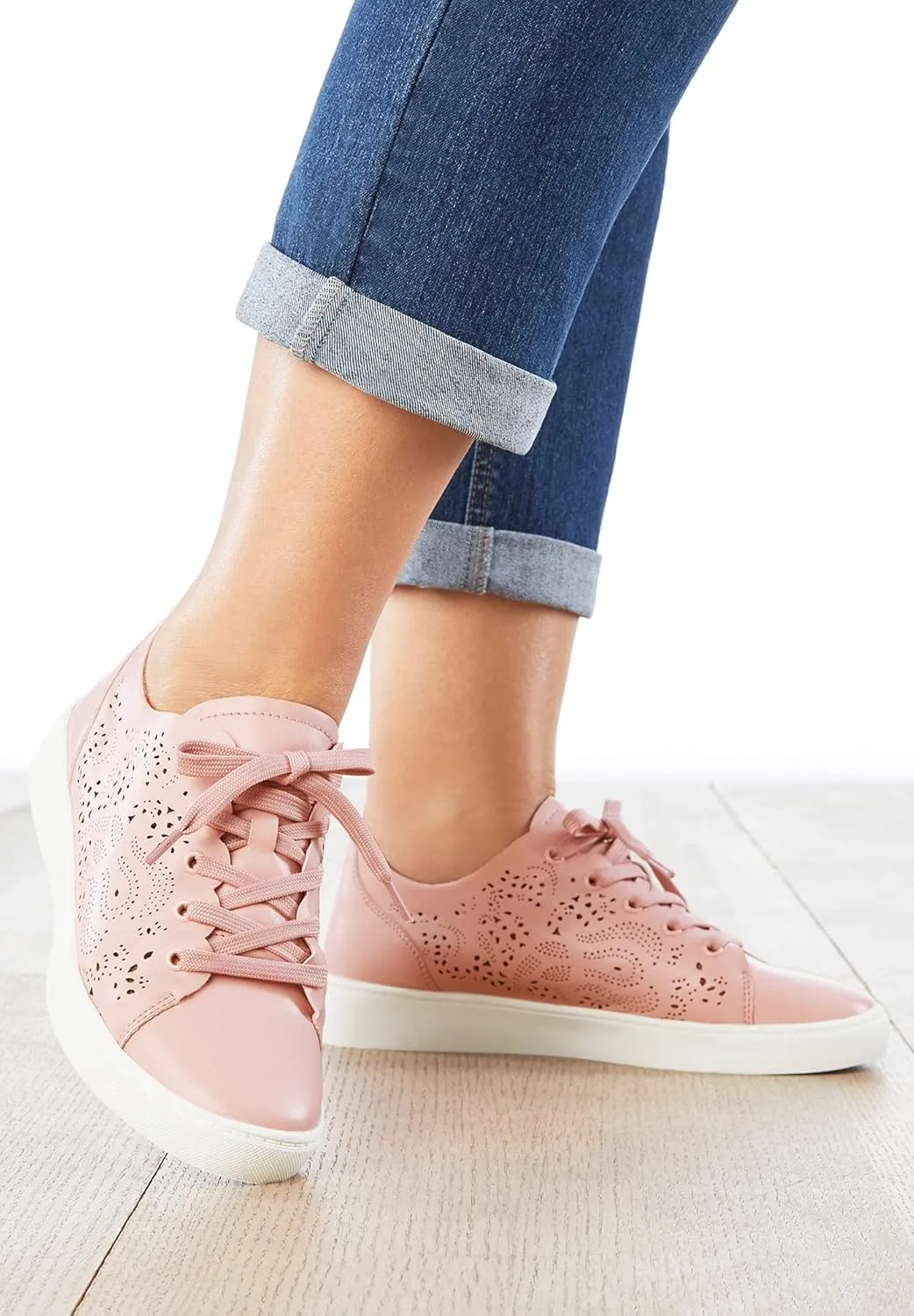Comfortview Women's The Leanna Sneaker (Wide Widths Available)