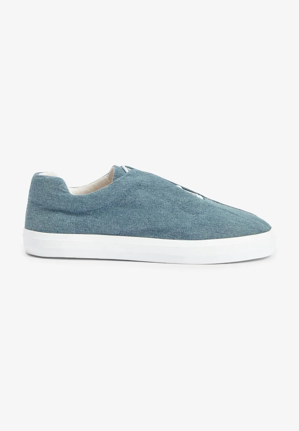 Comfortview Women's Wide Width The Bungee Sneaker