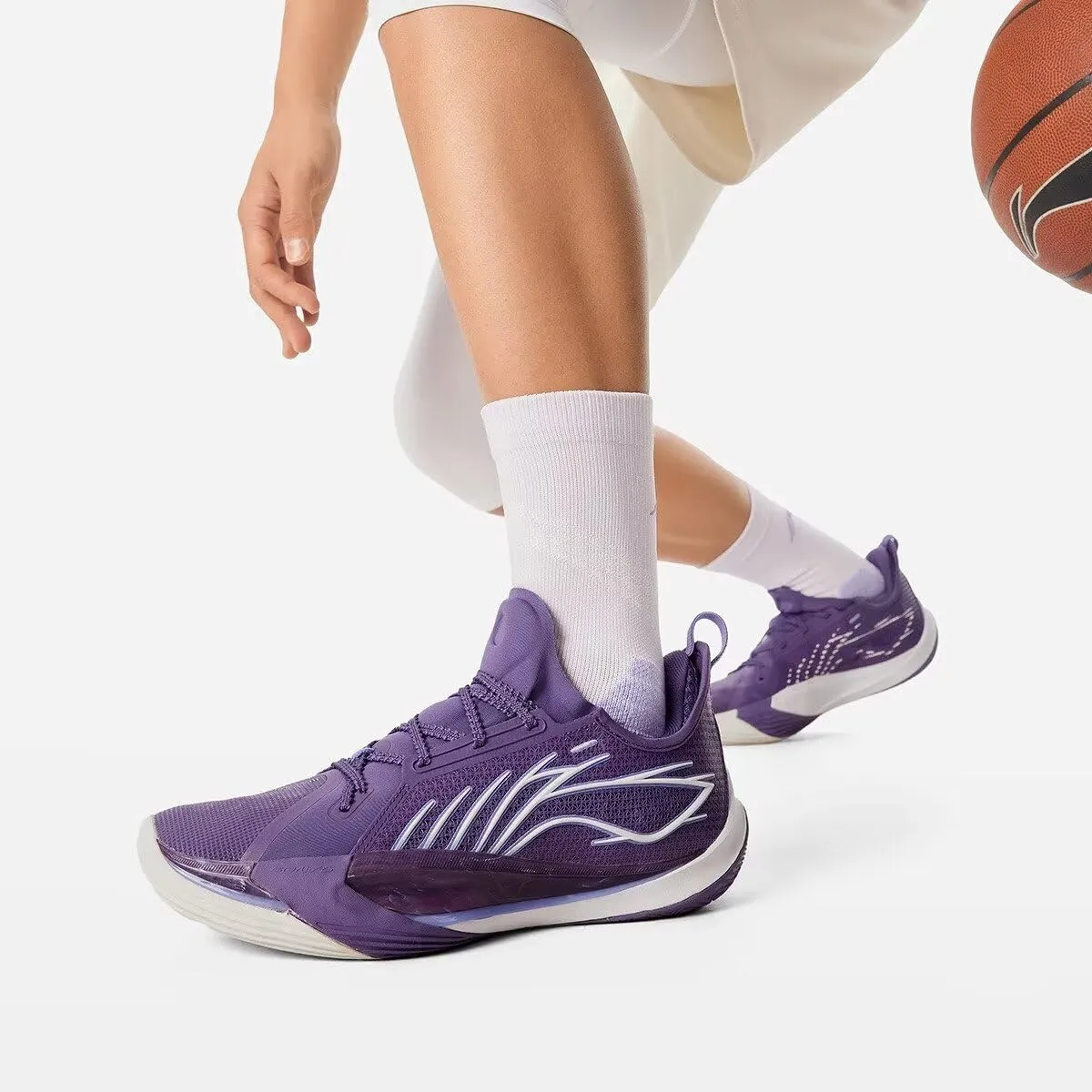 LI-NING Sonic Series Men Basketball Shoes Lightweight High Rebound Basketball Professional Match Sneakers ABAU019 ABAU089 ABAU027 ABAV025