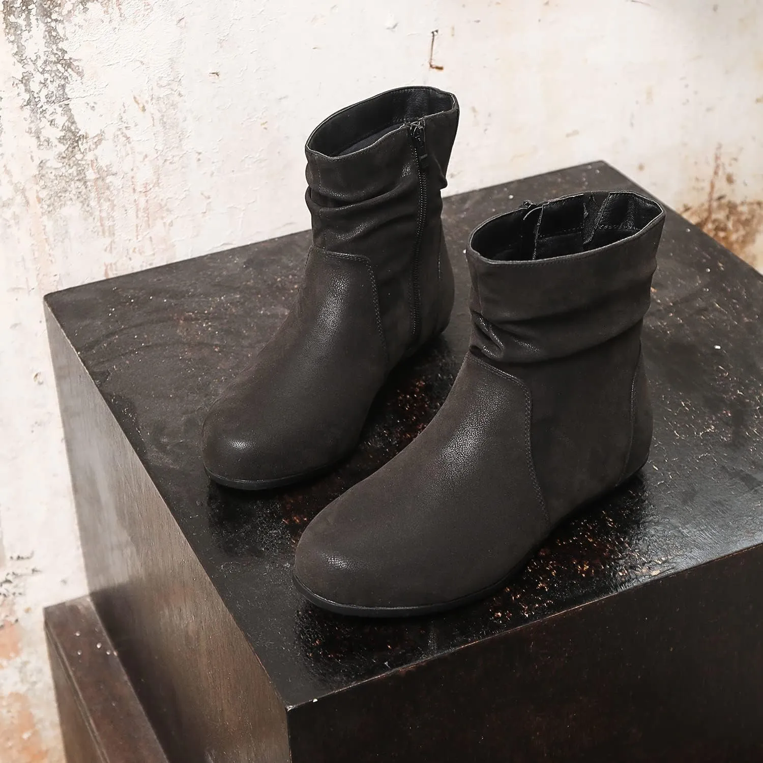 Luoika Women's Wide Width Ankle Boots - Black Brown Short Boots Block Low Heel Side Zipper Booties.