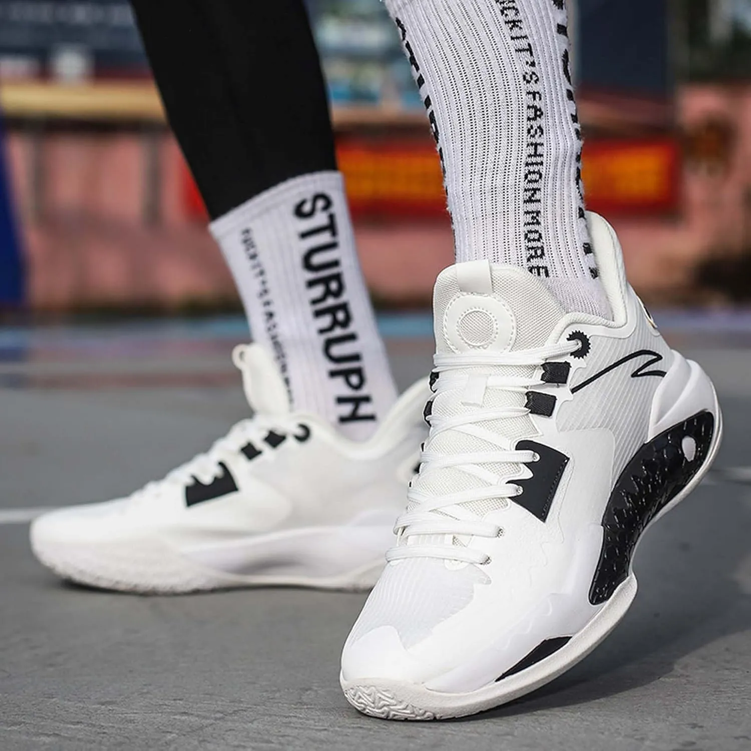 Men's Basketball Shoes Outdoor Running Shoes Breathable Anti-Slip Rebound Fitness Shoes Classic Sneakers
