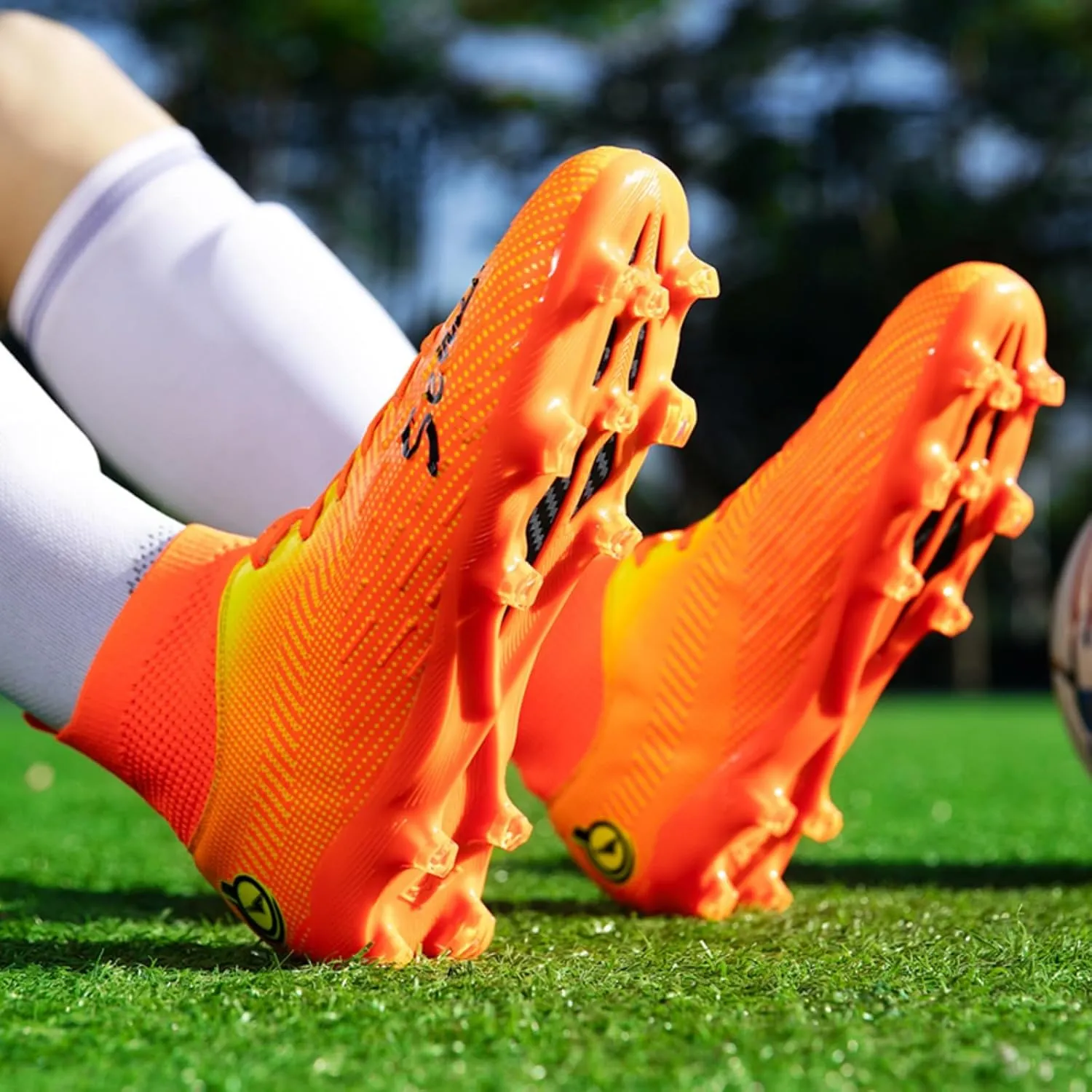Men's Fashion High-Top Cleats Soccer Shoes Football Boots Outdoor Professional Training Athletic Turf Lacrosse Sports Sneakers