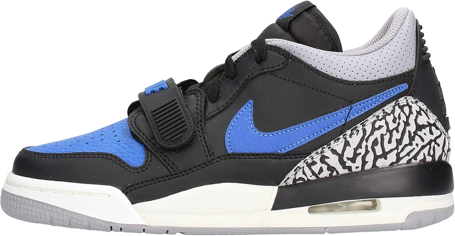 NIKE Men's Sneakers Fitness Shoes, 5.5 AU