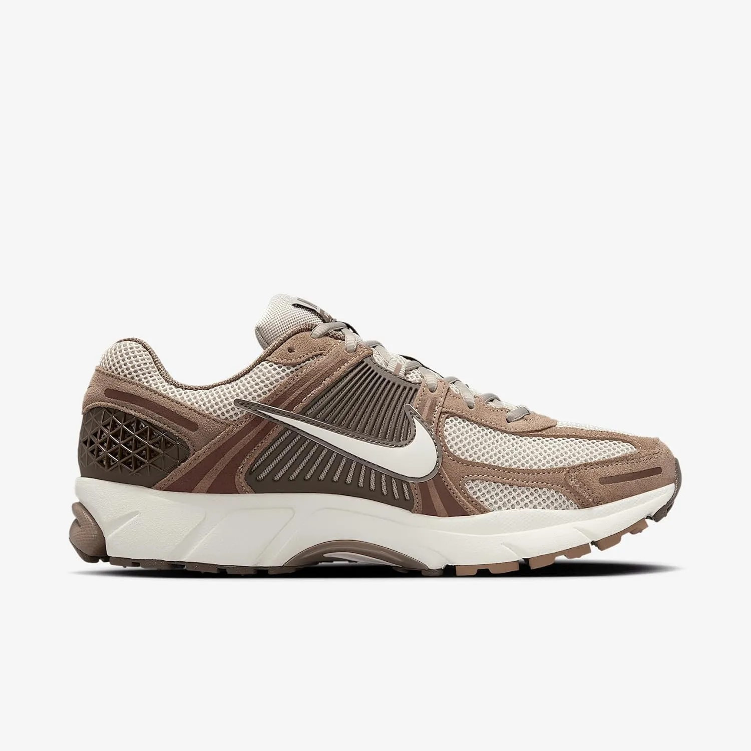Nike Zoom Vomero 5 Men's Shoes (HF1553-004, College Grey/Mink Brown/Light Orewood Brown/Sail)