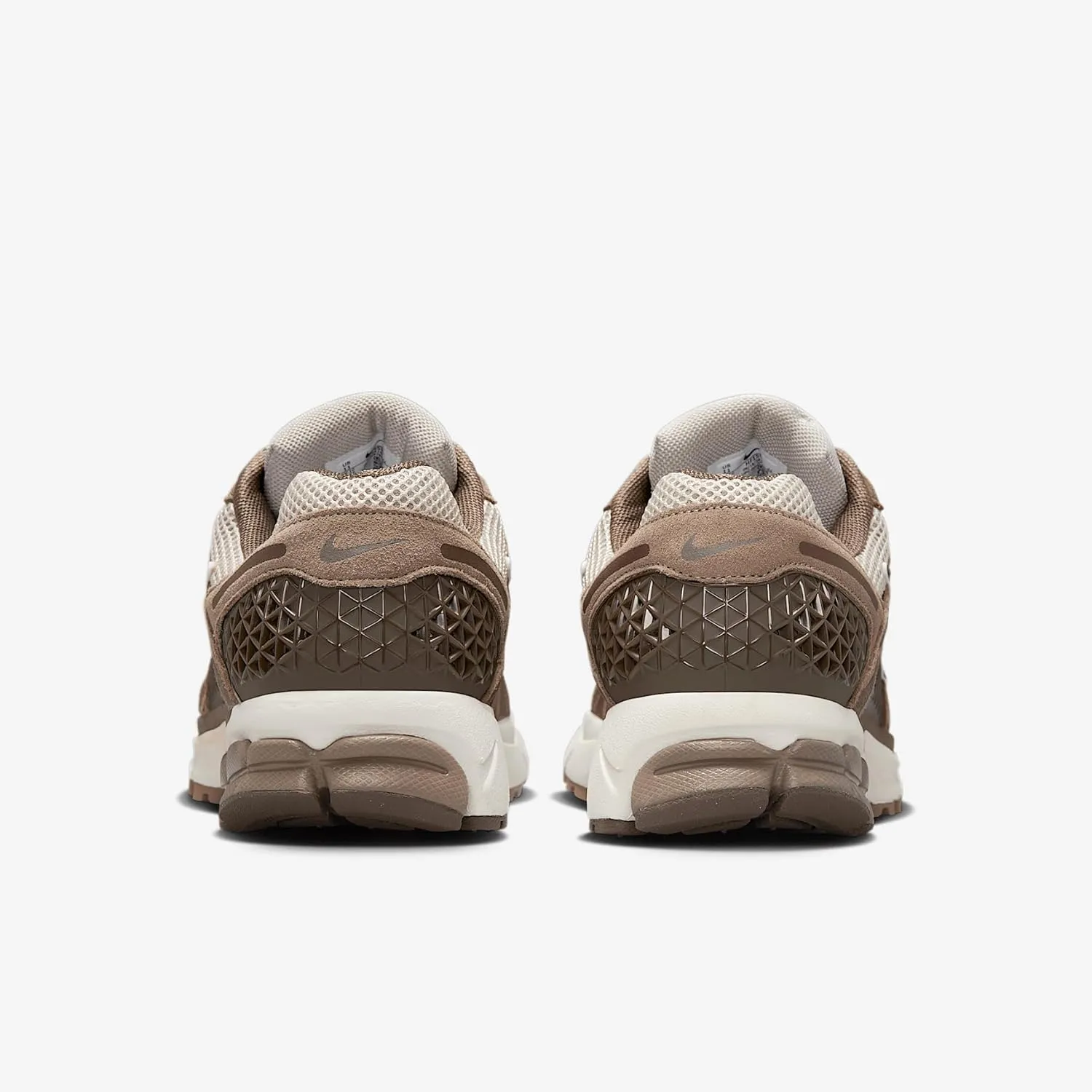 Nike Zoom Vomero 5 Men's Shoes (HF1553-004, College Grey/Mink Brown/Light Orewood Brown/Sail)