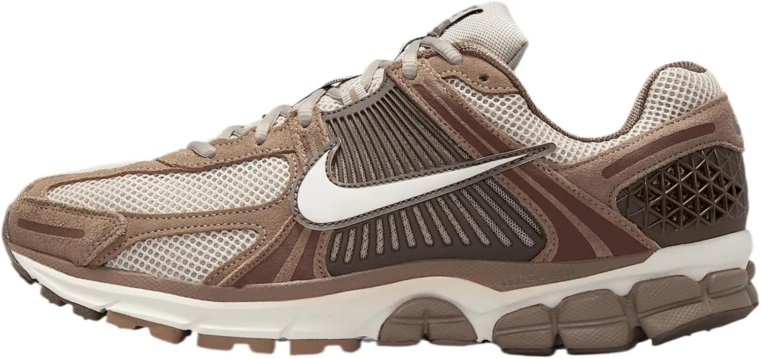 Nike Zoom Vomero 5 Men's Shoes (HF1553-004, College Grey/Mink Brown/Light Orewood Brown/Sail)