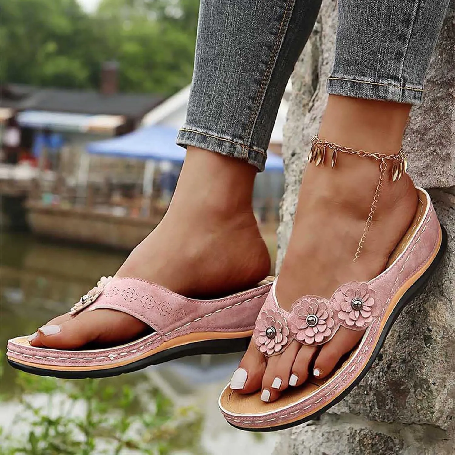 oiangi Womens Wedge Flip Flops Sandals with Arch Support Summer Comfortable Platform Bohemia Flat Shoes Casual Thong Sandal