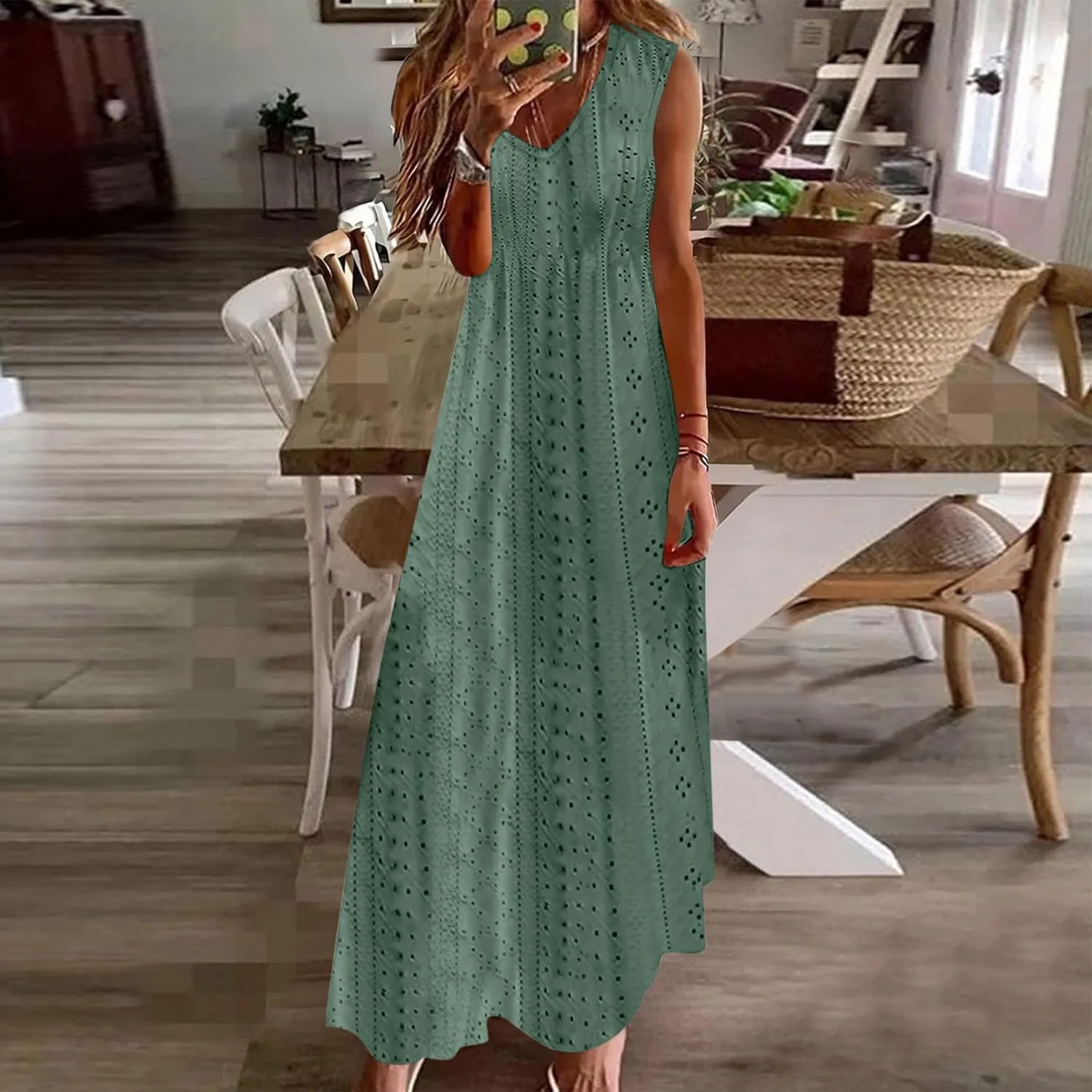 Sexy Elegant Lace Eyelet Maxi Dresses for Women 2024 Fashion Sleeveless Flowy Summer Dress Beach Vacation Sundresses