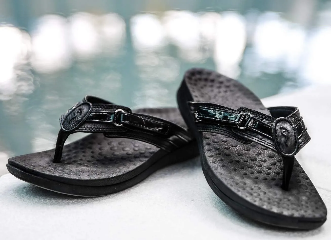SEYMOUR Orthopedic Sandals for Women - Comfort Flip Flops With Arch Support - Relieve Foot Pain Due to Flat Feet and Plantar Fasciitis