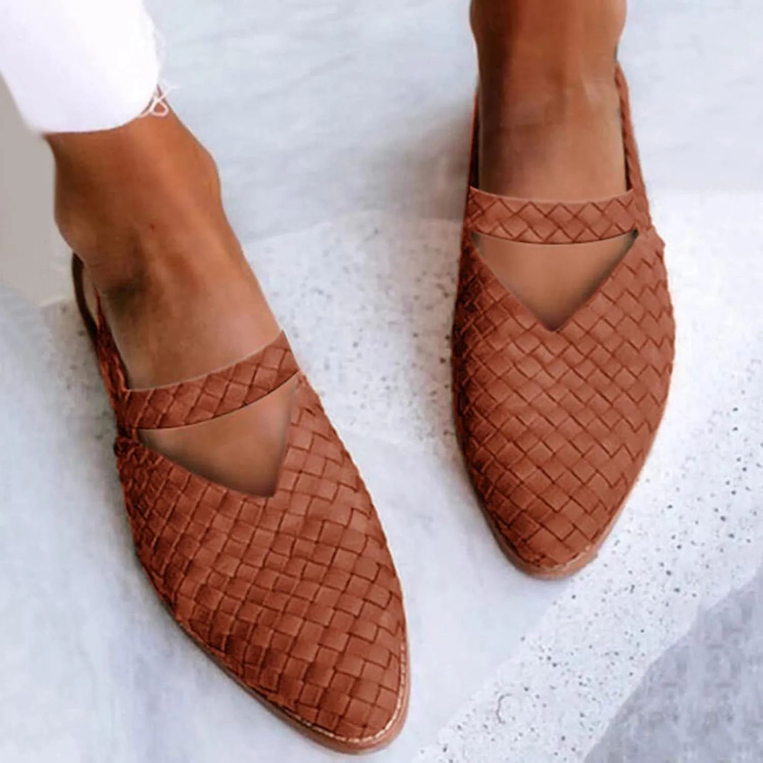 Weave Sandal for Women Fashion Pointed Toe Closed Toe Cutout Strap Buckle Low Heel Casual Shoes Summer Comfortable Flat Slides Mules Shoes